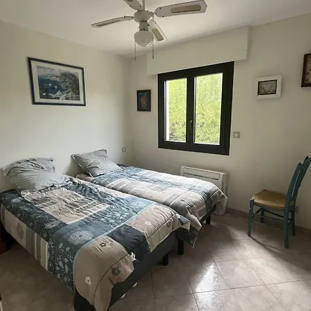 Panoramique Avec Vue Et Montagne A *